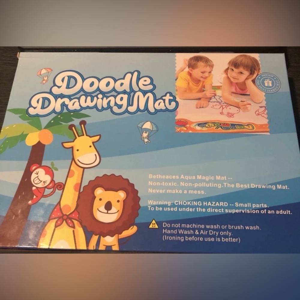 TOYS- Aqua Magic Water Doodle Drawing Mat for Kids - Pink & Orange